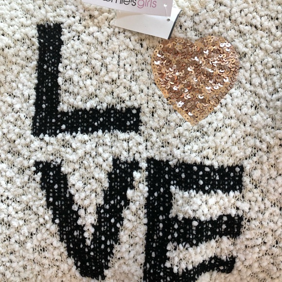 Bloomies Girls LOVE Sweater NWT - Picture 5 of 8